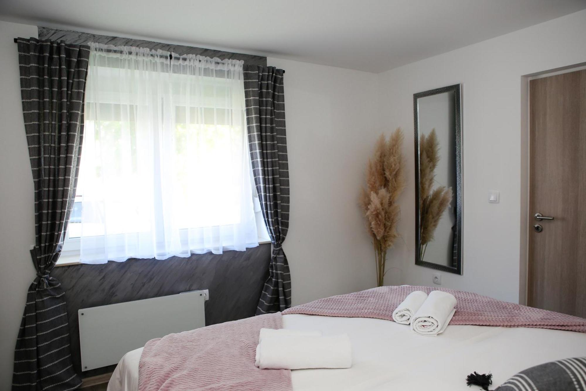 יאסטרברסקו Apartman Grey מראה חיצוני תמונה